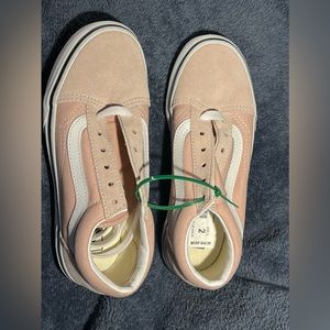 Girls Vans skate shoes sz 2 - pink